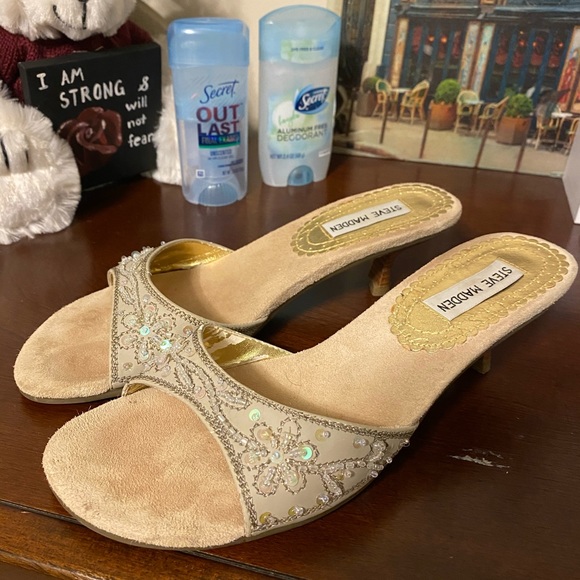 Steve Madden sandals/short heels - Picture 6 of 7